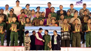 दहा कोटींचं बक्षीस असलेल्या भूपतीसह ६० नक्षलवाद्यांचं आत्मसमर्पण; भूपतीनं का केलं महाराष्ट्रात आत्मसमर्पण ?